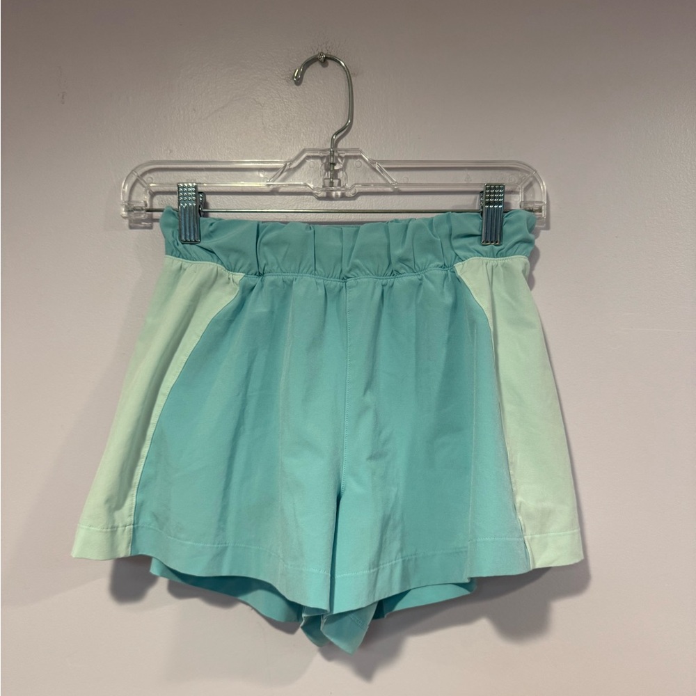 Athleta Girl Blue Two Toned Flowy Athletic Shorts Kids Size Medium 8-10